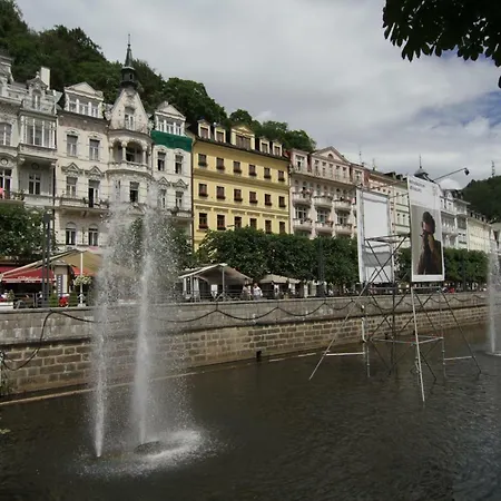 Boutique Apartment Owned By Emperor Peter The Great With 2 Balconies & Jacuzzi Karlovy Vary Exteriér fotografie